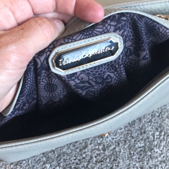 Handbag - Picture 3 of 6